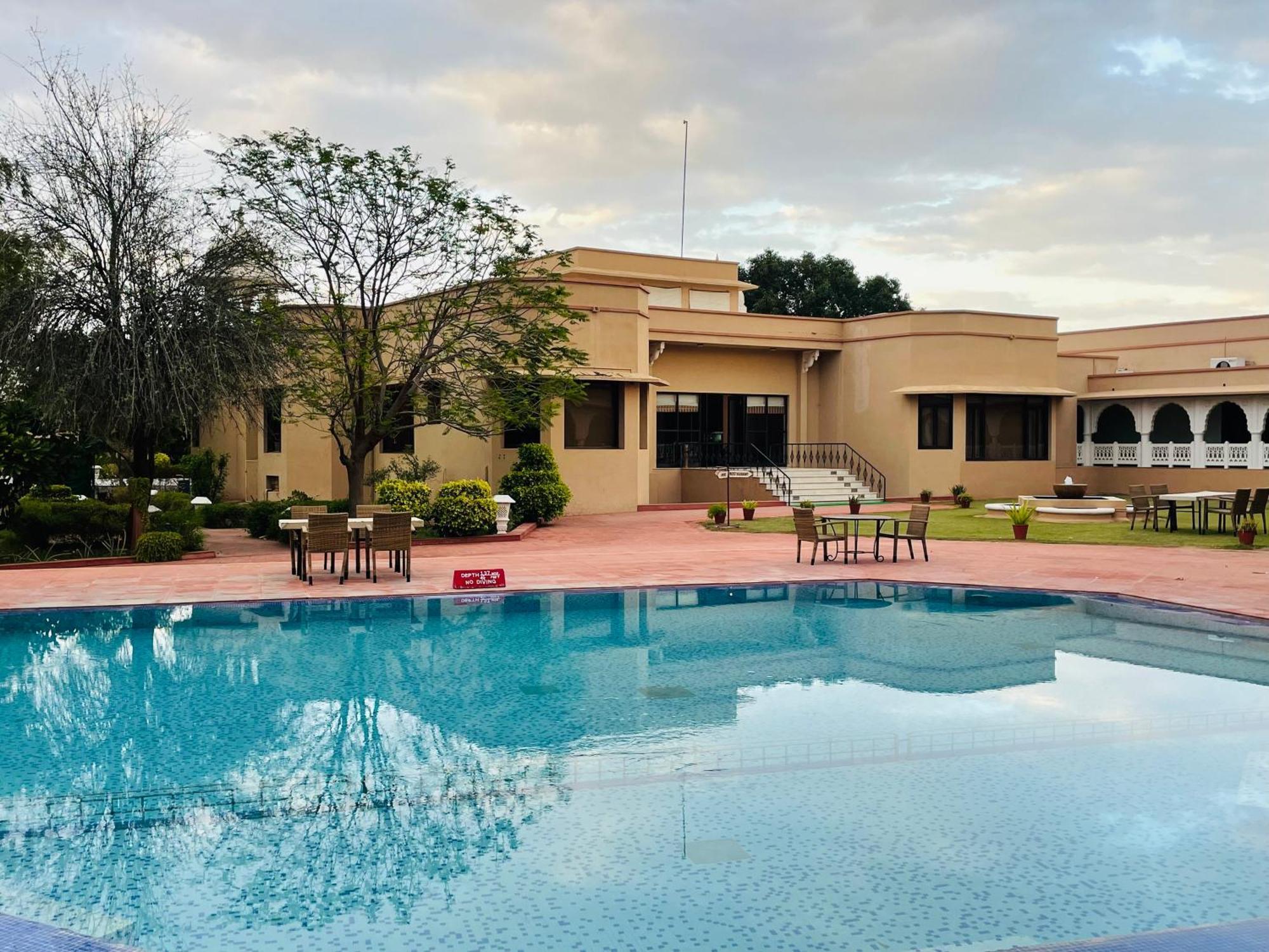 Heritage Resort Bikaner Buitenkant foto