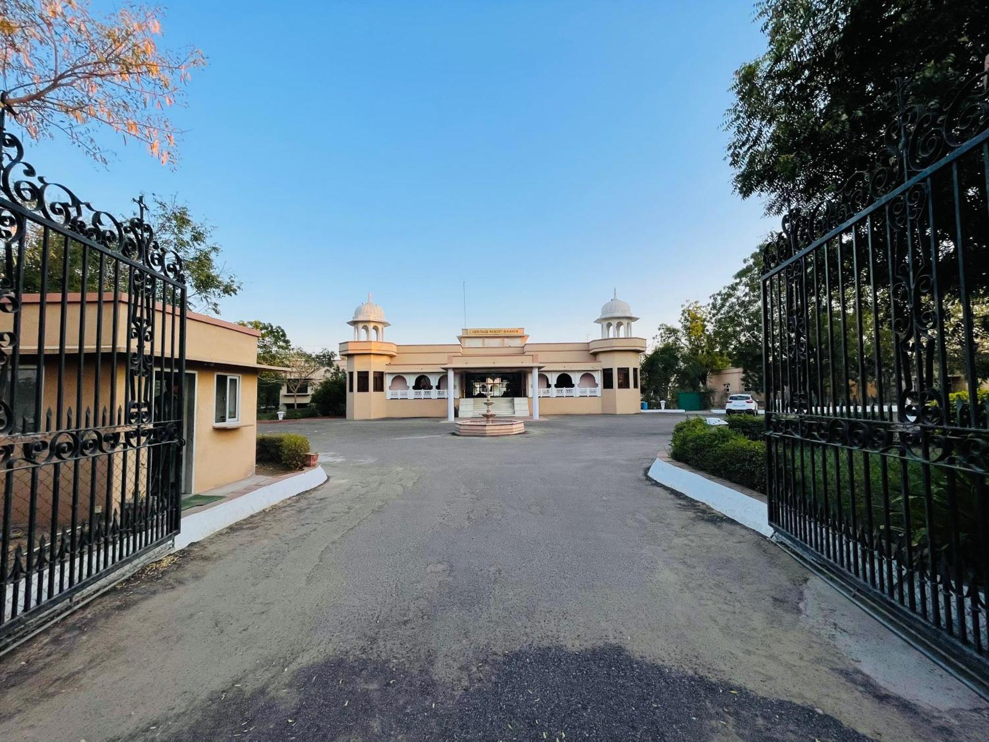 Heritage Resort Bikaner Buitenkant foto